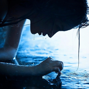 黑人巨大中出し21歳
